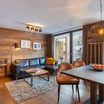 22 Summits Apartahotel