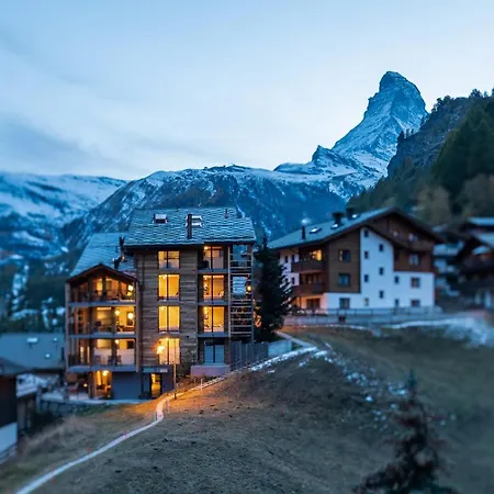 22 Summits Lägenhetshotell Zermatt