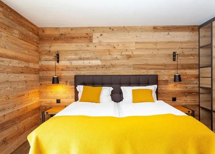 22 Summits Aparthotel